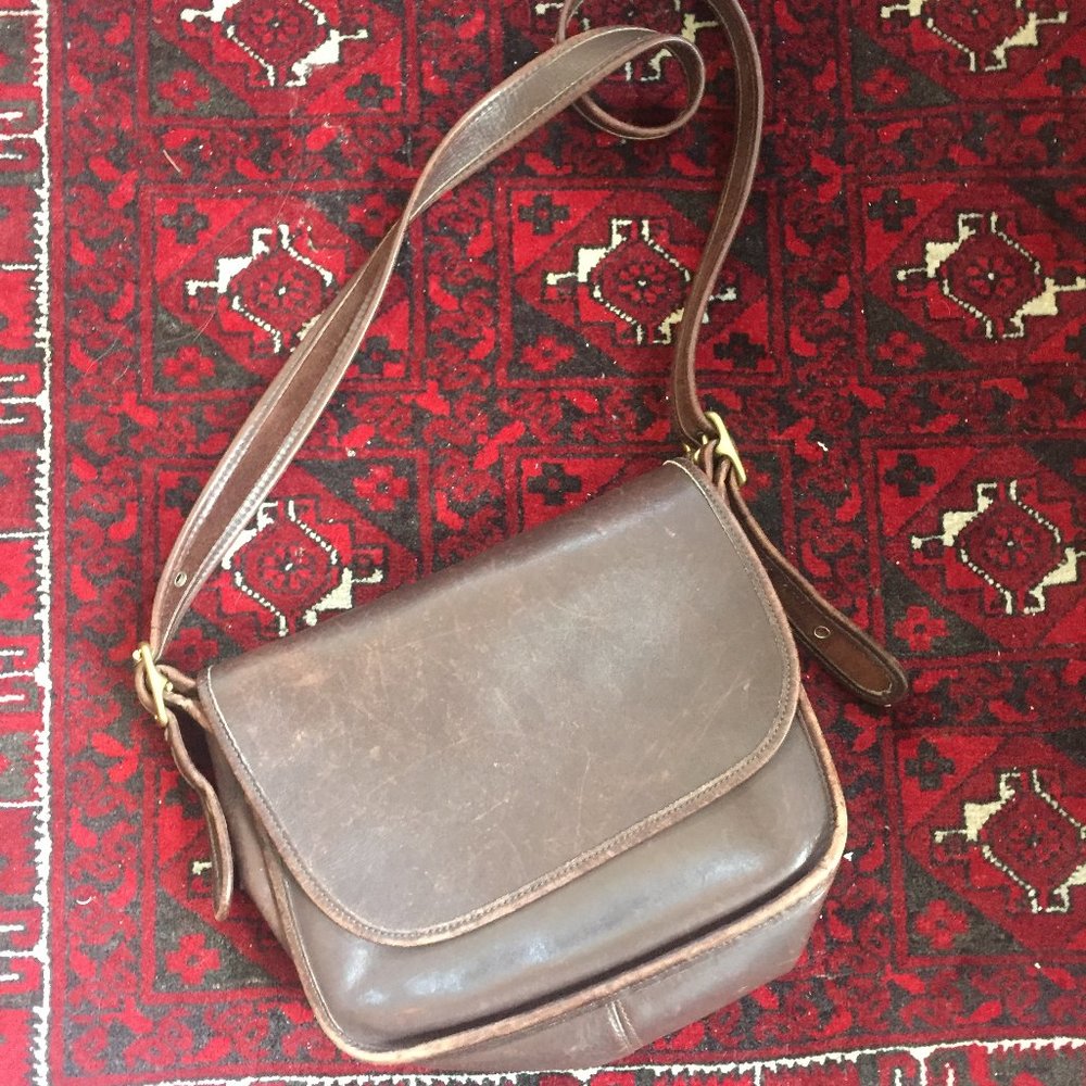 Vintage 80s style purse
